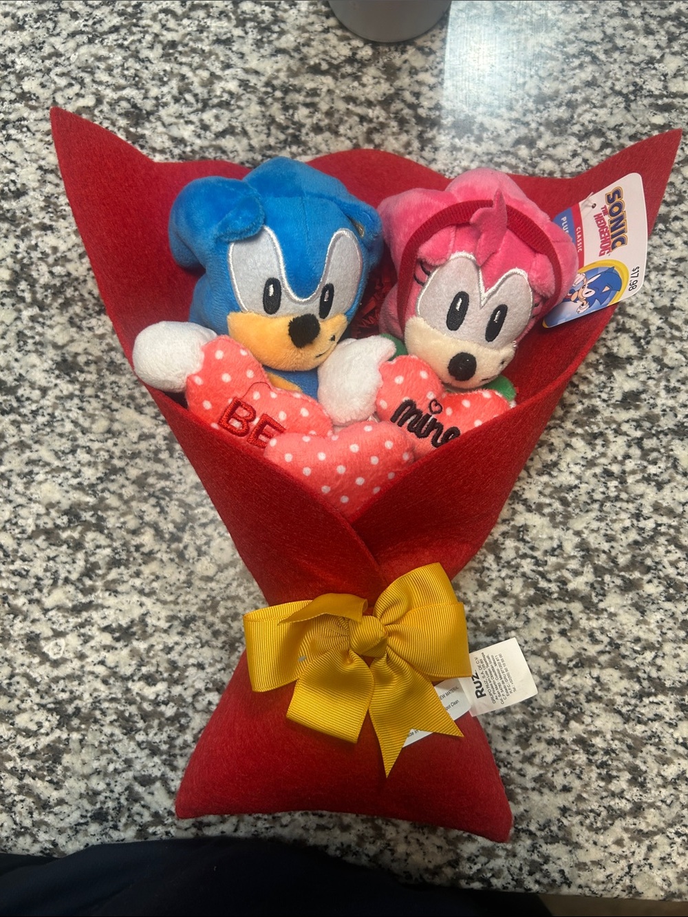 Sonic Plush Bouquet - Sonic & Amy